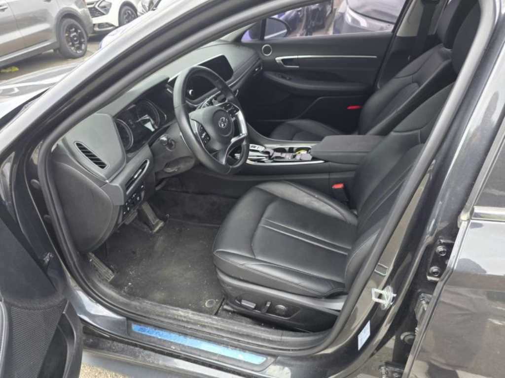 HYUNDAI Sonata - Vista 5