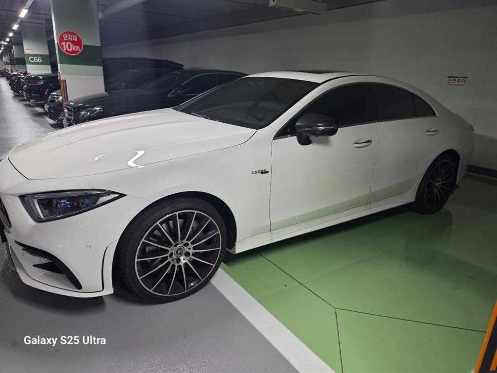 Mercedes Benz CLS Class - Vista 5
