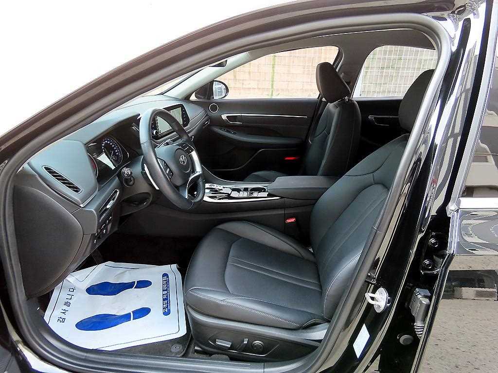 HYUNDAI Sonata - Vista 5
