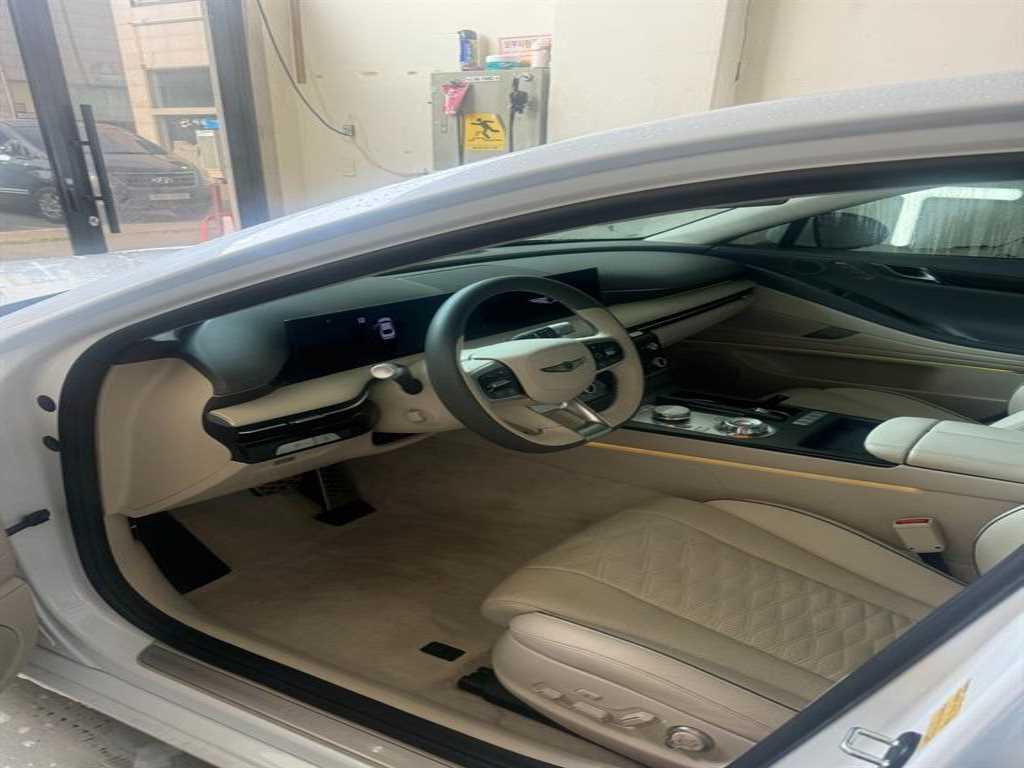 Genesis G80 - Vista 4
