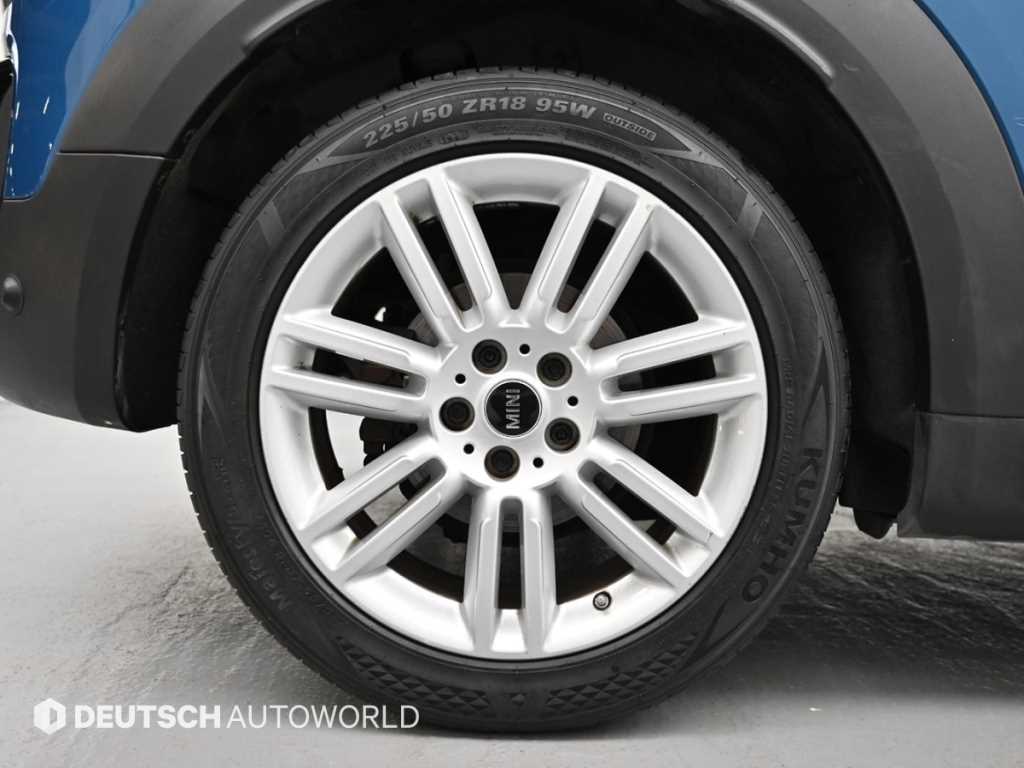 Mini Countryman - Vista 5