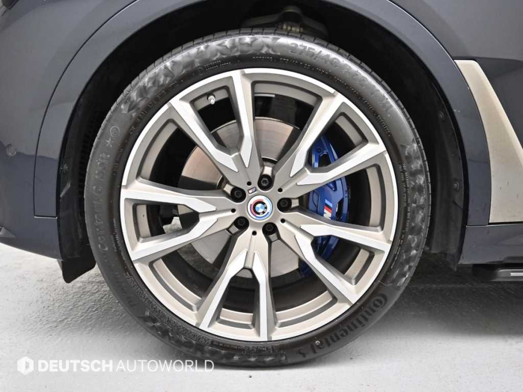 BMW X7 - Vista 5