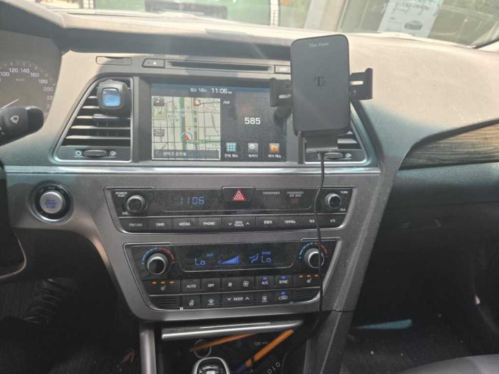 HYUNDAI Sonata - Vista 5