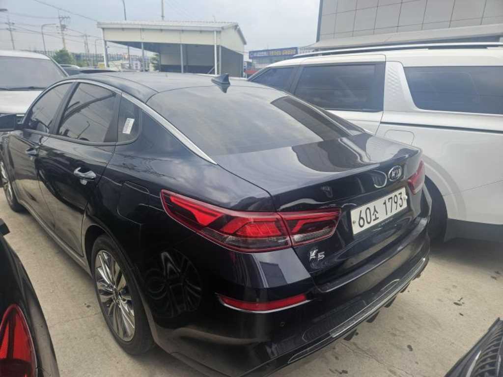 KIA K5 - Vista 4