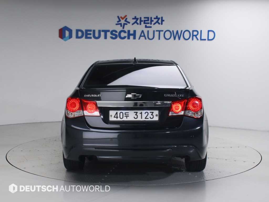 Chevrolet Cruise - Vista 4