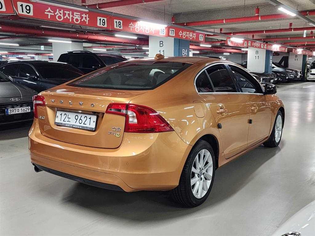Volvo S60 - Vista 4