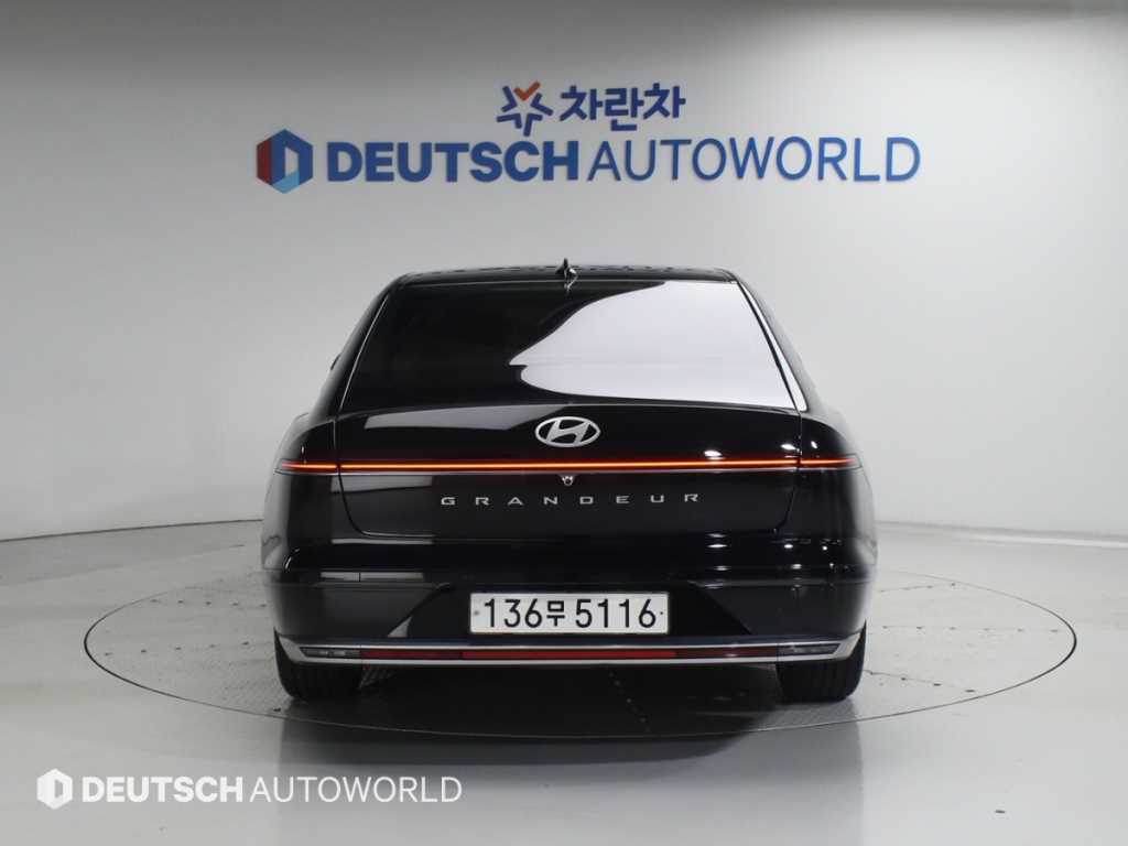 HYUNDAI Grandeur - Vista 4