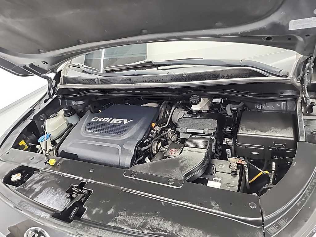 KIA Carnival - Vista 5