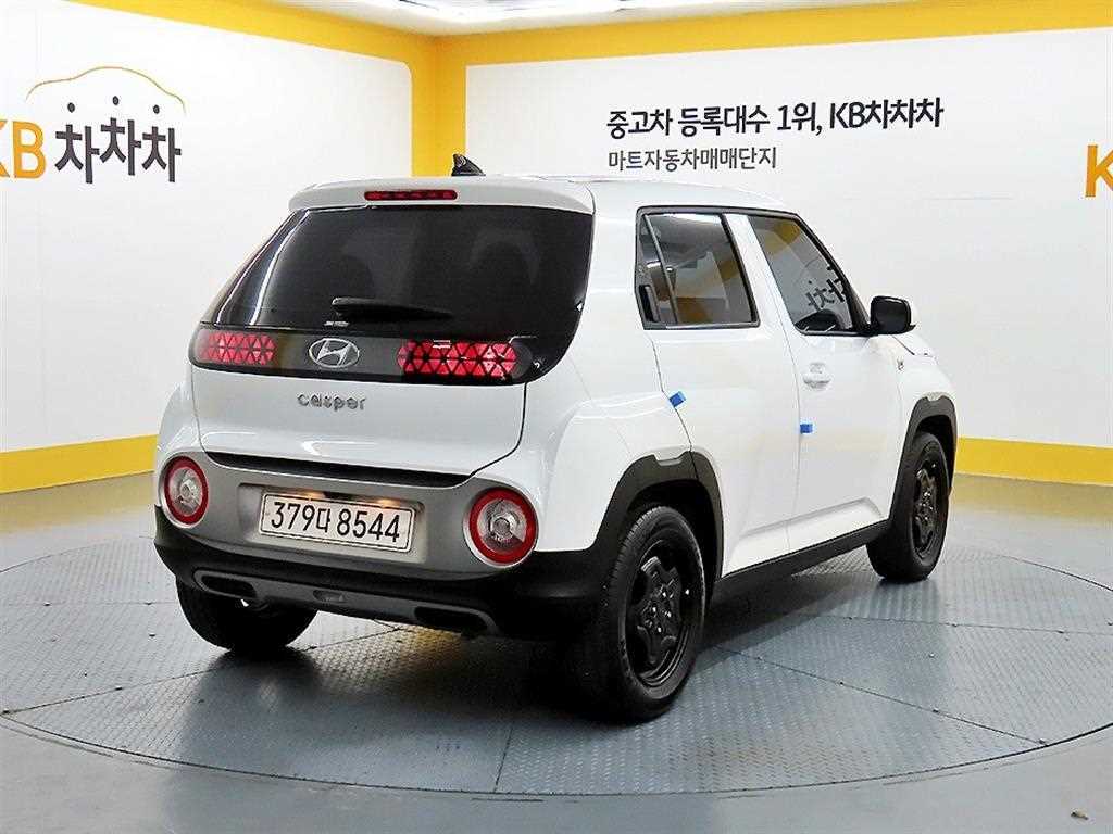HYUNDAI Casper - Vista 5