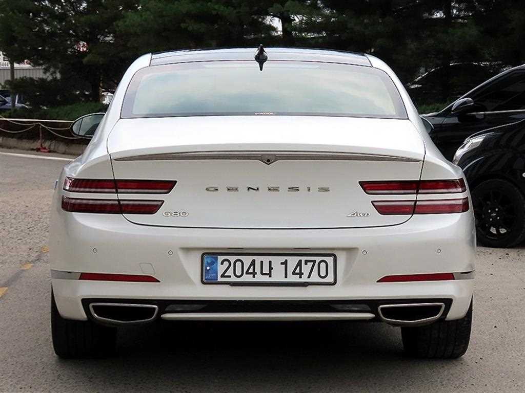 Genesis G80 - Vista 4
