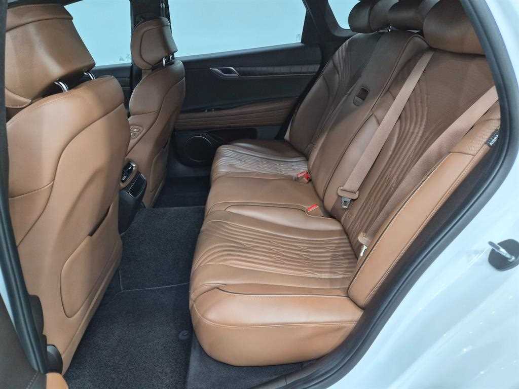 Genesis G80 - Vista 5