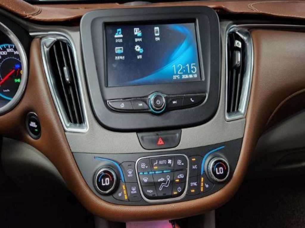 Chevrolet Malibu - Vista 5
