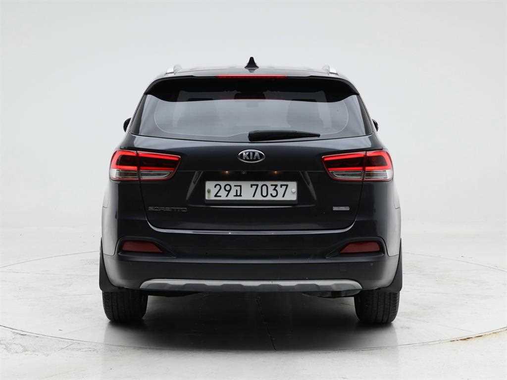 KIA Sorento - Vista 5