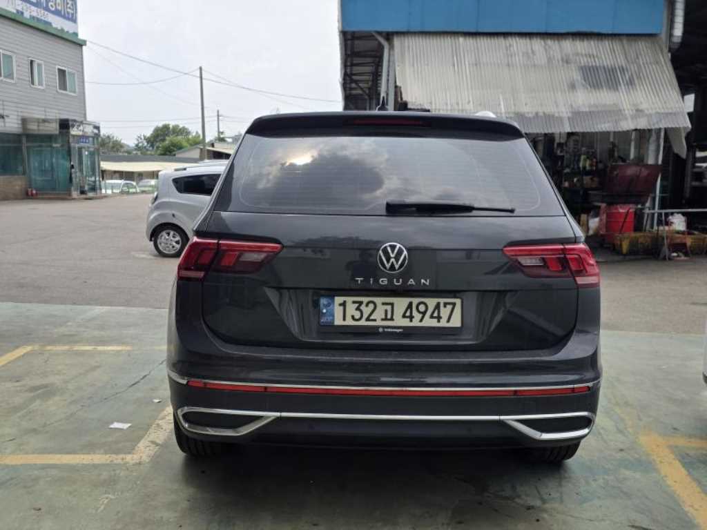 Volkswagen Tiguan - Vista 4
