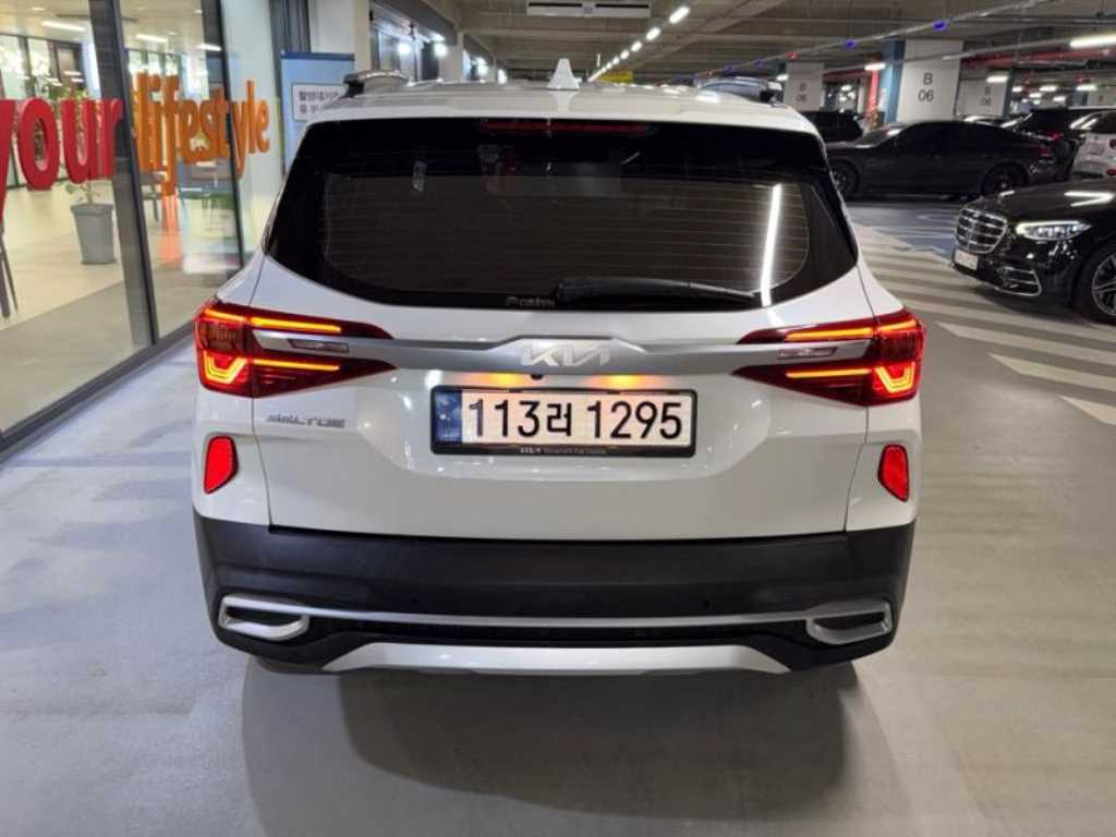 KIA Seltos - Vista 5