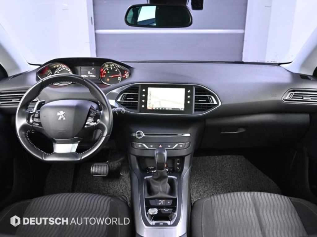 Peugeot 308 1.6 BlueHDi Allure 8