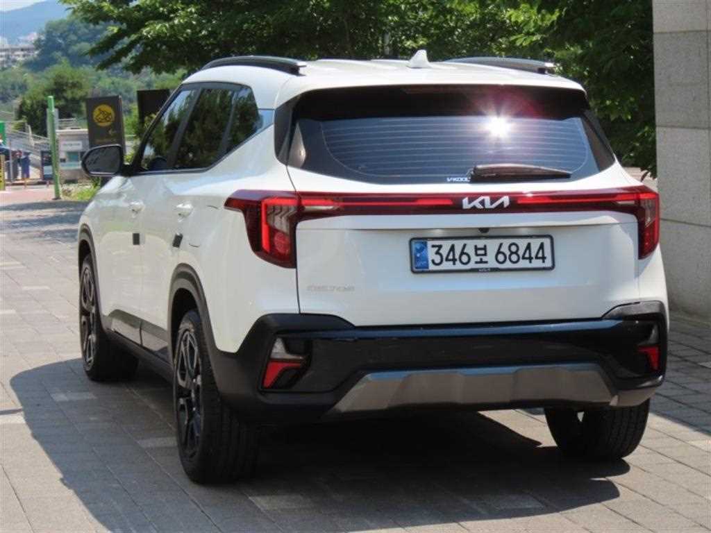 KIA Seltos - Vista 4