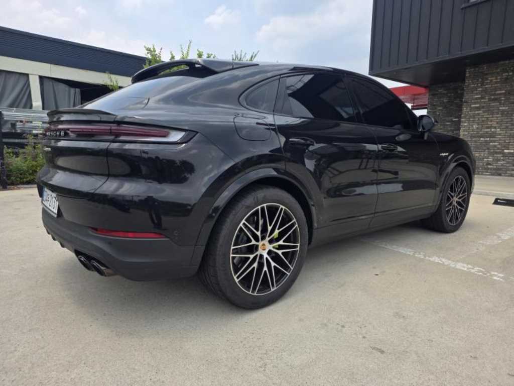 Porsche Cayenne - Vista 4