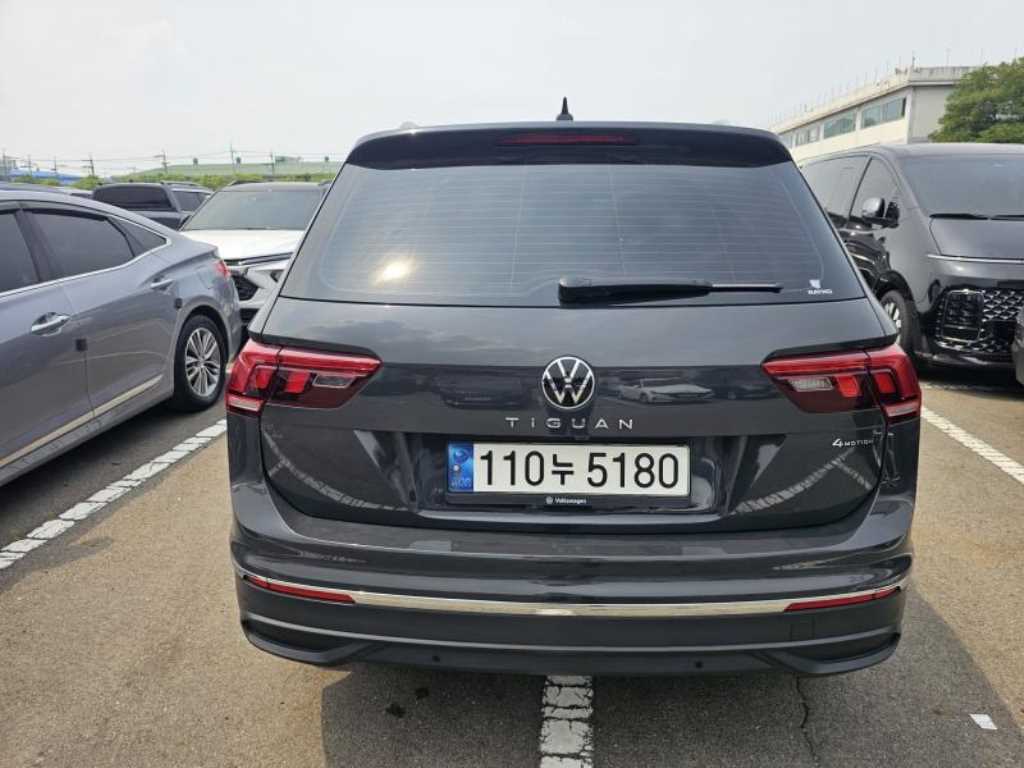Volkswagen Tiguan - Vista 4