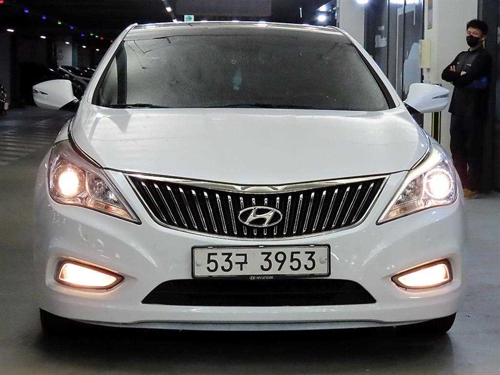 현대 그랜저 HG240 MODERN 사진 2/20
