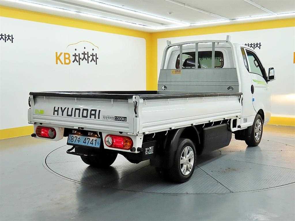 Small Truck Cargo (small) - Vista 4