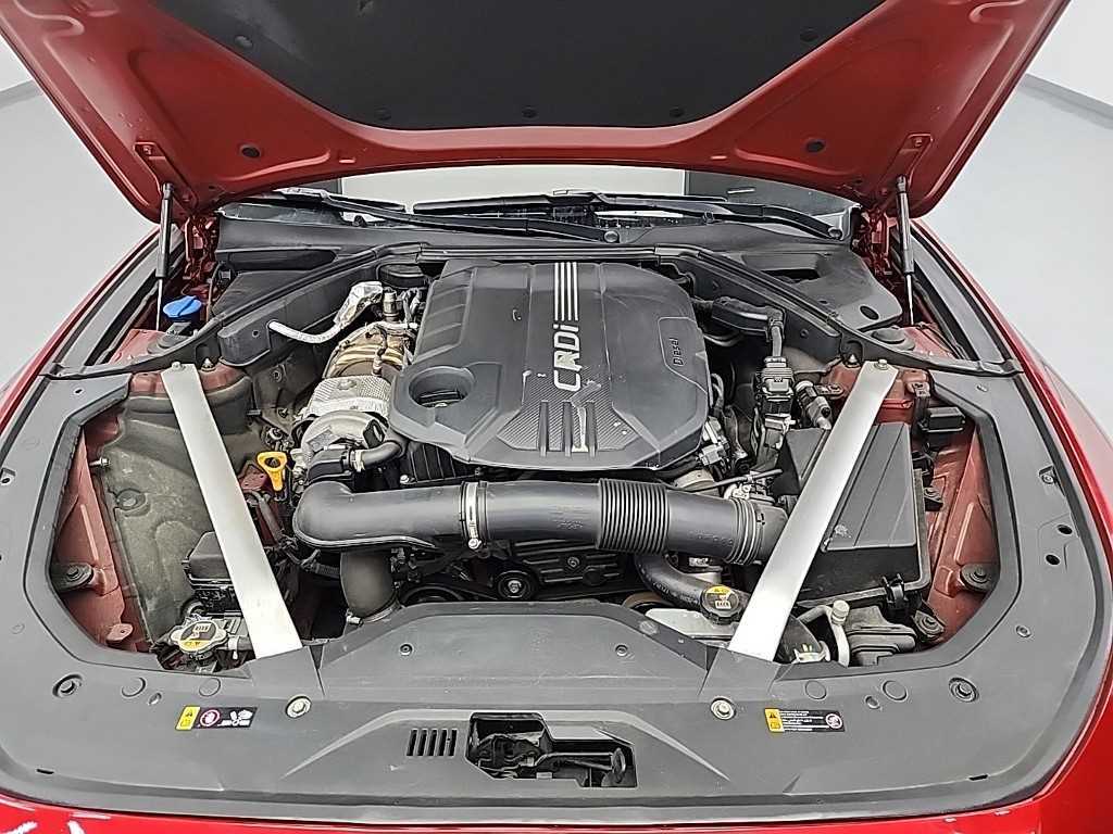 Genesis G70 - Vista 5
