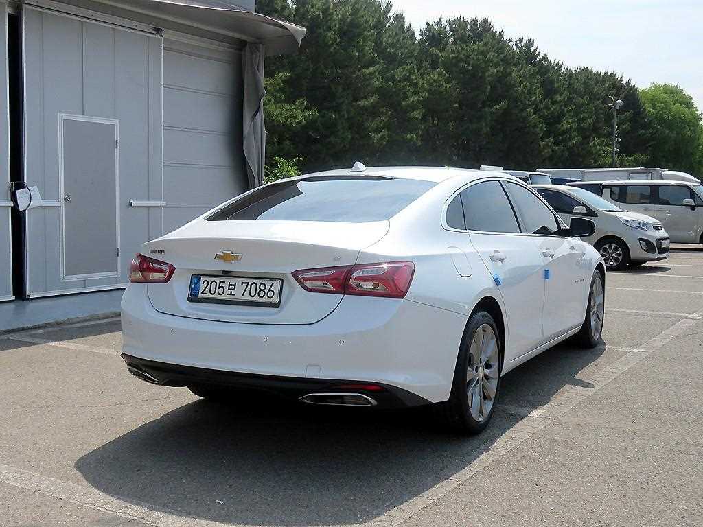 Chevrolet Malibu - Vista 4