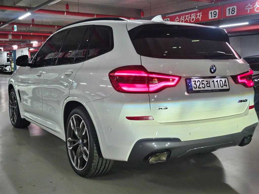 BMW X4 - Vista 4