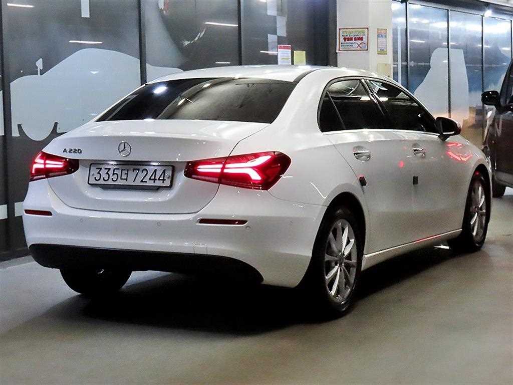 Mercedes Benz A Class - Vista 4