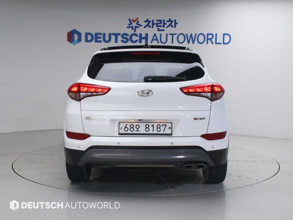 HYUNDAI Tucson - Vista 4