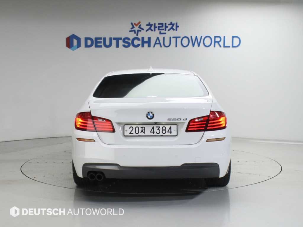 BMW 5 Series - Vista 4