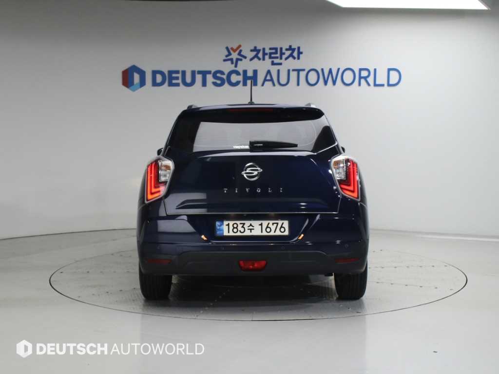 Ssangyong Tivoli - Vista 4