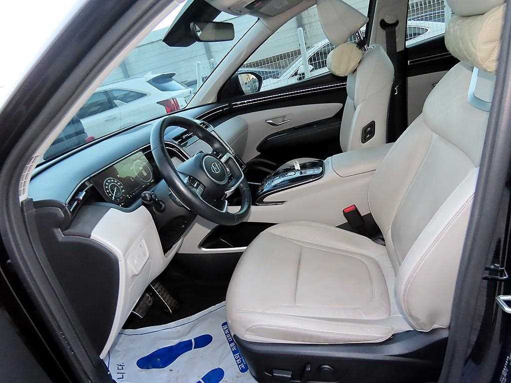 HYUNDAI Tucson - Vista 5