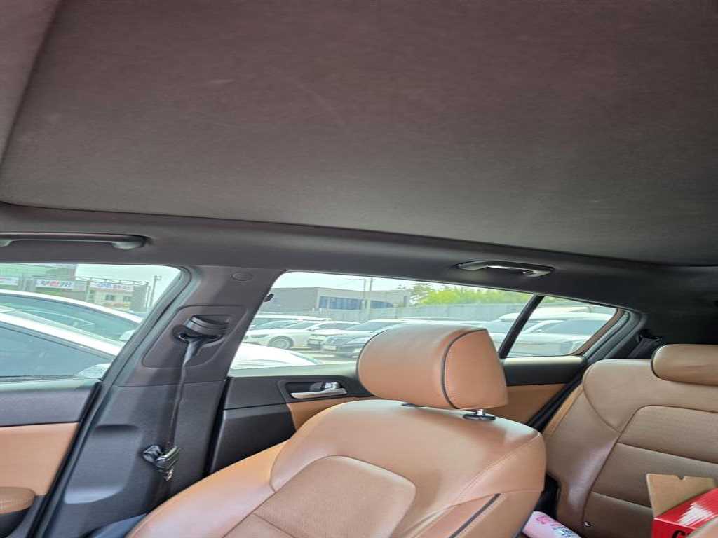 KIA Sportage - Vista 4