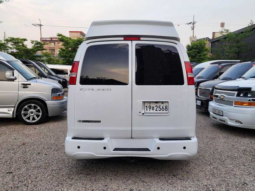 Chevrolet Express van - Vista 5