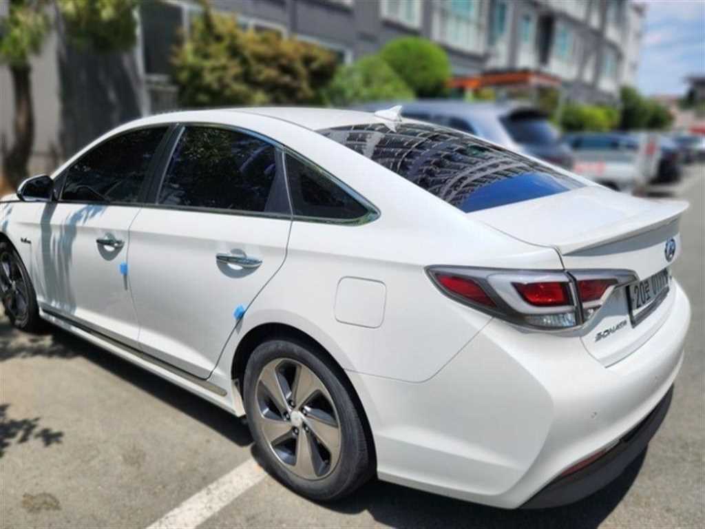 HYUNDAI Sonata - Vista 5