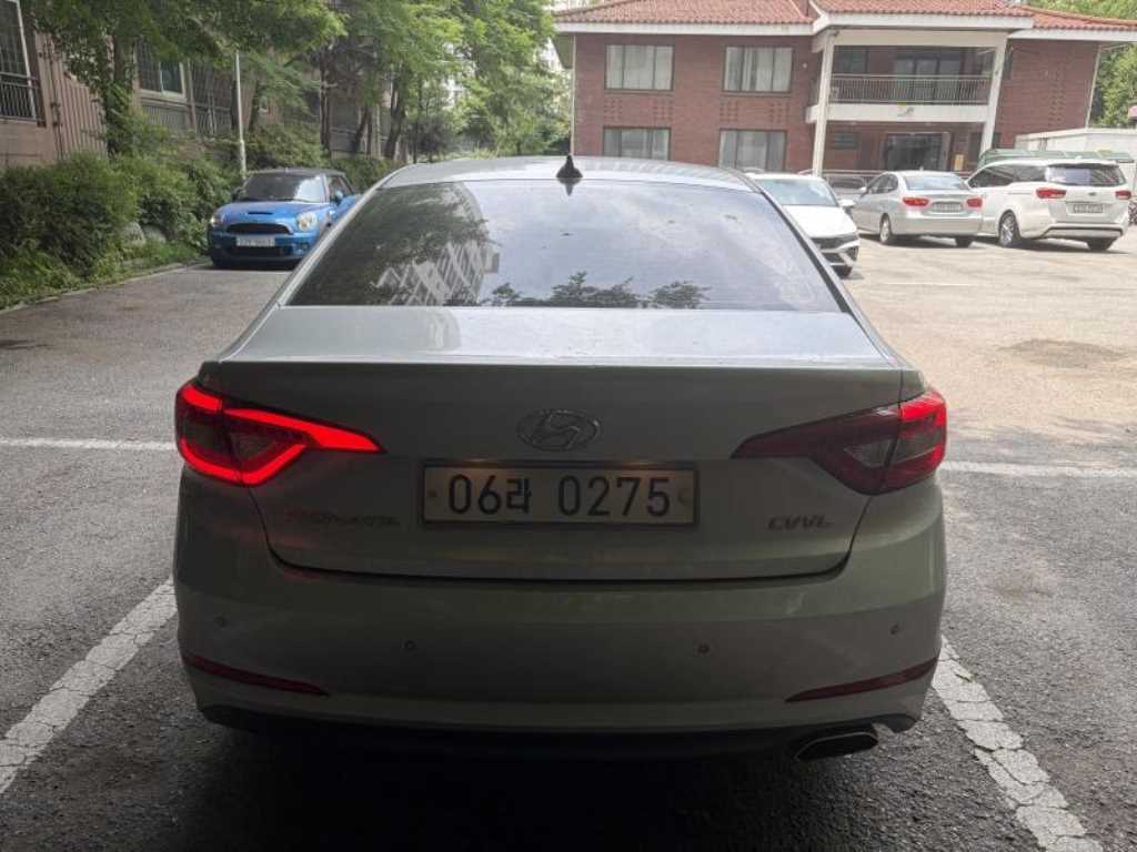HYUNDAI Sonata - Vista 4