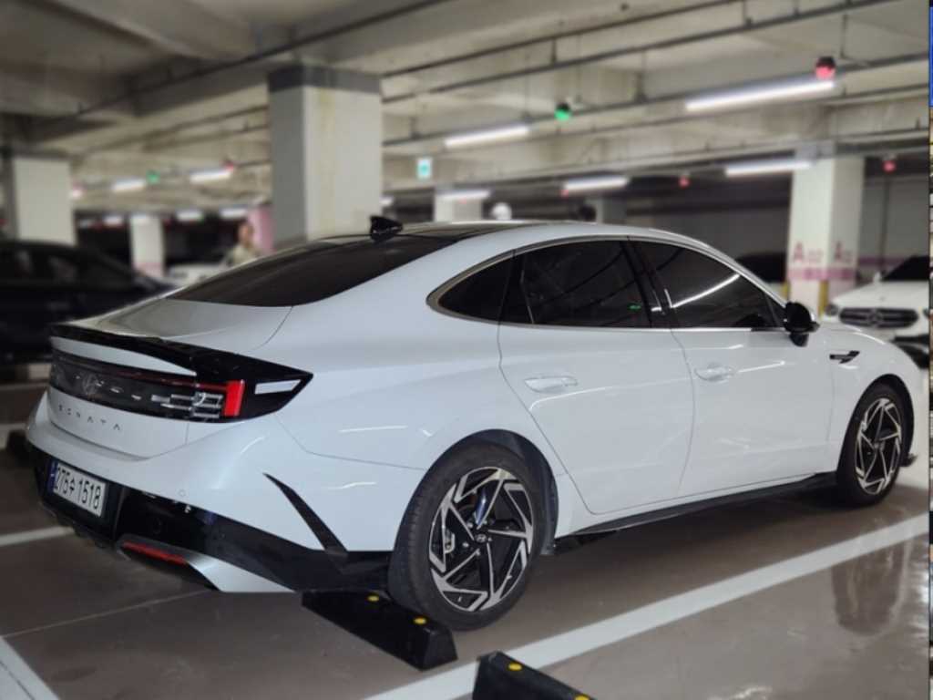 HYUNDAI Sonata - Vista 5