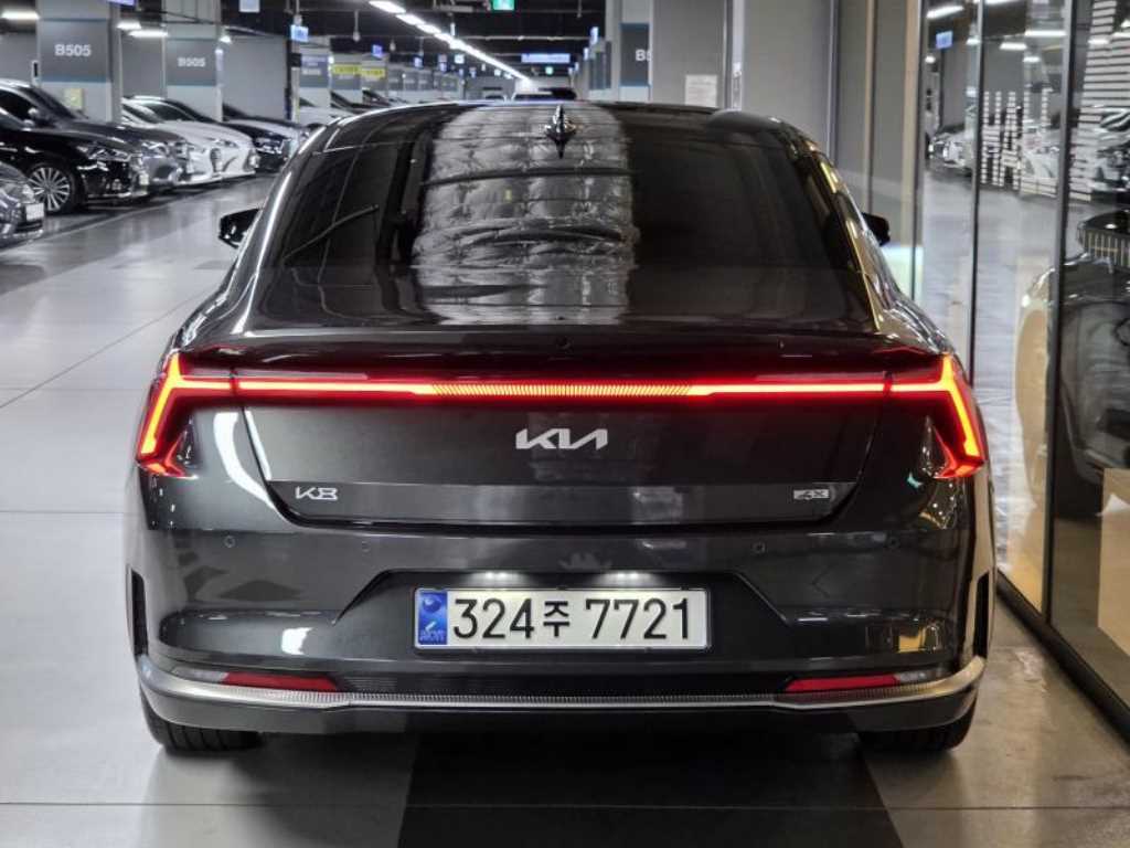 KIA K8 - Vista 5