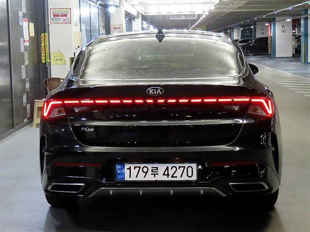 KIA K5 - Vista 5