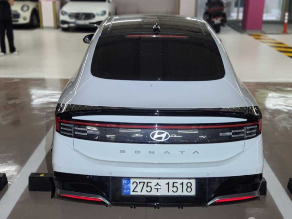 HYUNDAI Sonata - Vista 4