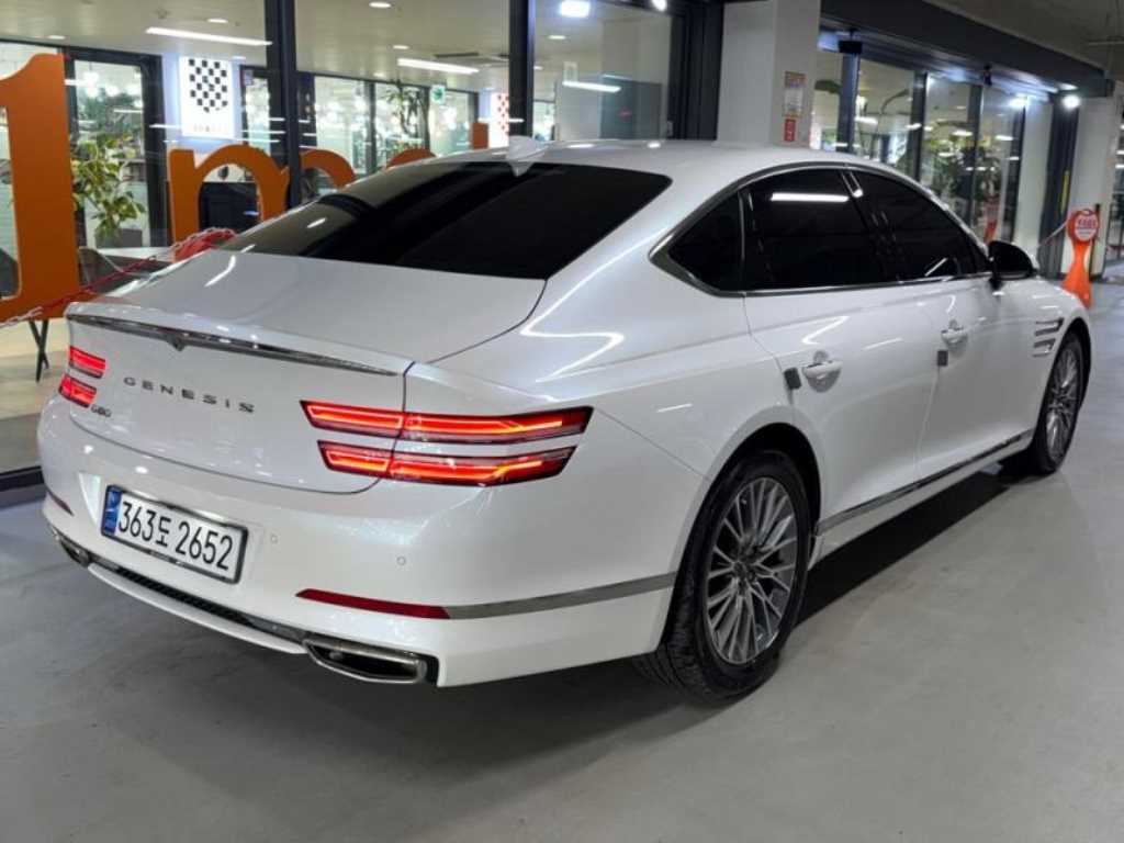 Genesis G80 - Vista 4