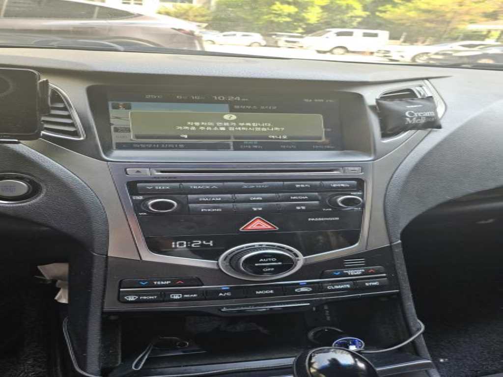 HYUNDAI Grandeur - Vista 4