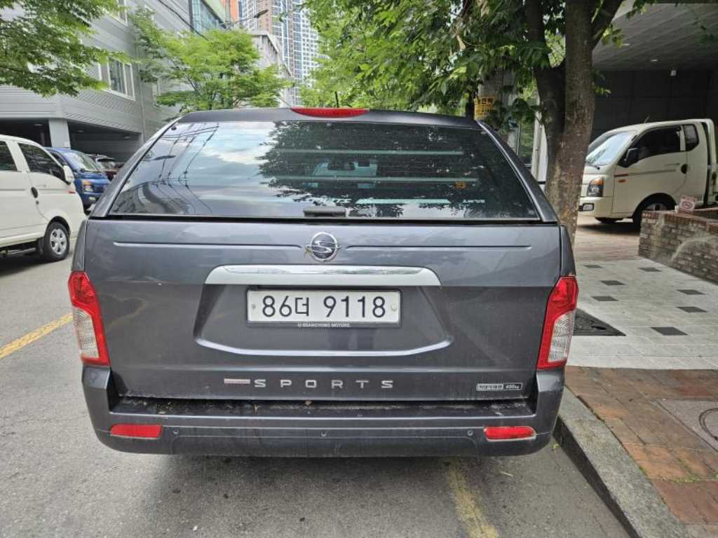 Ssangyong Korando - Vista 4