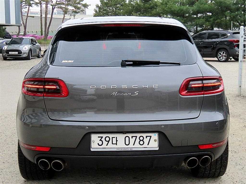 Porsche Macan - Vista 4