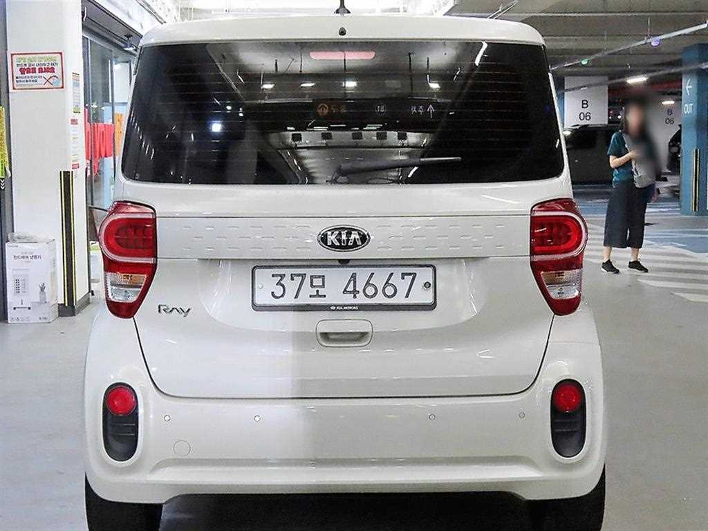 KIA Ray - Vista 5