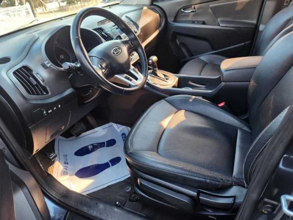 KIA Sportage - Vista 5