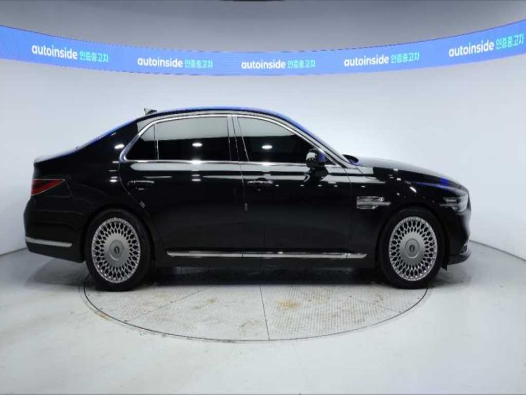 Genesis G90 - Vista 5