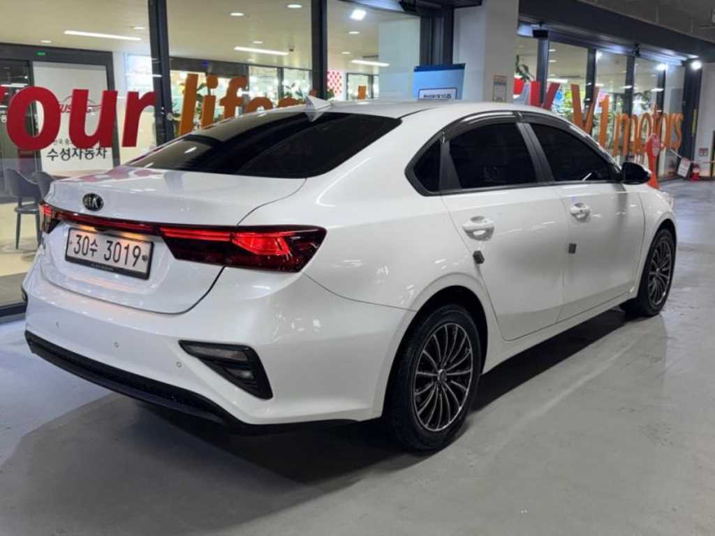 KIA K3 - Vista 4