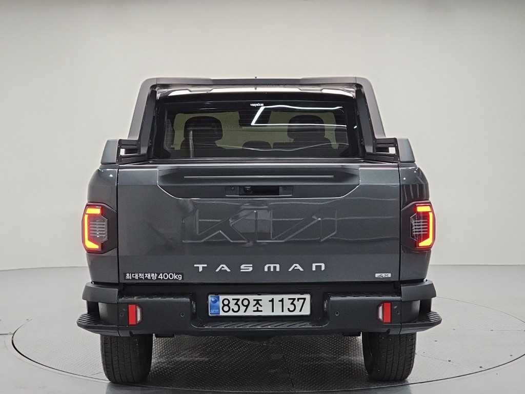 Kia Tasman 2.5 T-GDI 4WD Adventure 4